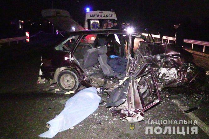 Новини Вінниці - фото з Смертельна ДТП на об’їзній: автівки розбились вщент. Дитина дивом вціліла Смертельна ДТП на об’їзній: автівки розбились вщент. Дитина дивом вціліла, фото №5 на сайті 20minut.ua