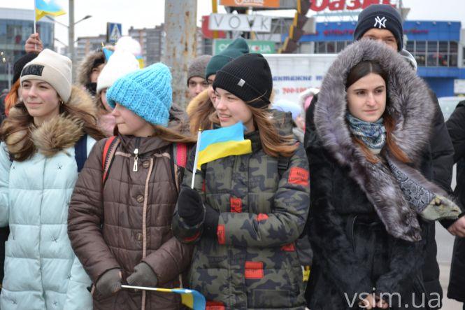 Хмельницькі школярі з’єднали береги Південного Бугу «живим ланцюгом» (ФОТО, ВІДЕО), фото №6 на сайті vsim.ua