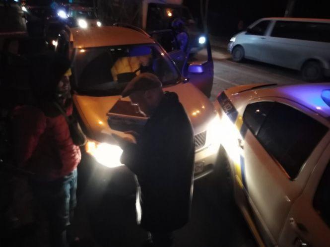 Три ДТП на БАМі і в Смиківцях: зіткнення «лоб у лоб» та аварія з патрульним авто, фото №3 на сайті 20minut.ua