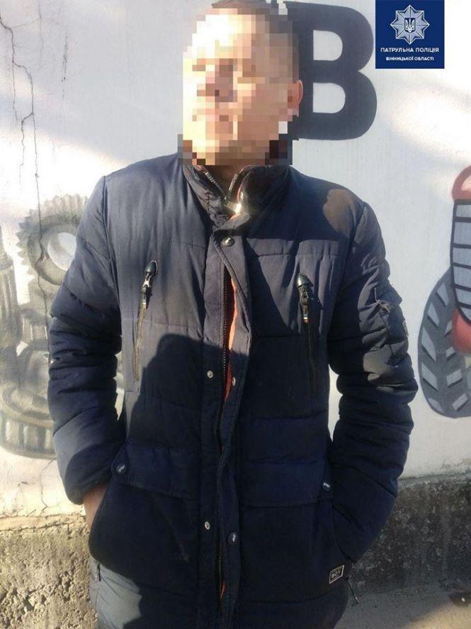 П’яна ДТП на Шимка: у водія Ford алкотестер показав в 15 разів більше норми, фото №1 на сайті 20minut.ua