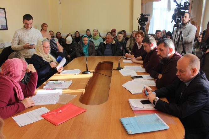 Новини Вінниці - фото з «Залиште все як є» Пільговики хочуть скасувати е-квиток у суді «Залиште все як є» Пільговики хочуть скасувати е-квиток у суді, фото №2 на сайті 20minut.ua