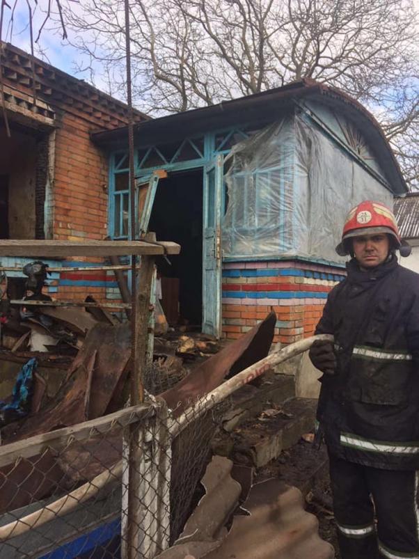 Новини Хмельницького - фото з “Машеньку немає у що одягнути”: хмельничанка Ірина та її троє дітей залишилися без даху над головою “Машеньку немає у що одягнути”: хмельничанка Ірина та її троє дітей залишилися без даху над головою, фото №5 на сайті vsim.ua