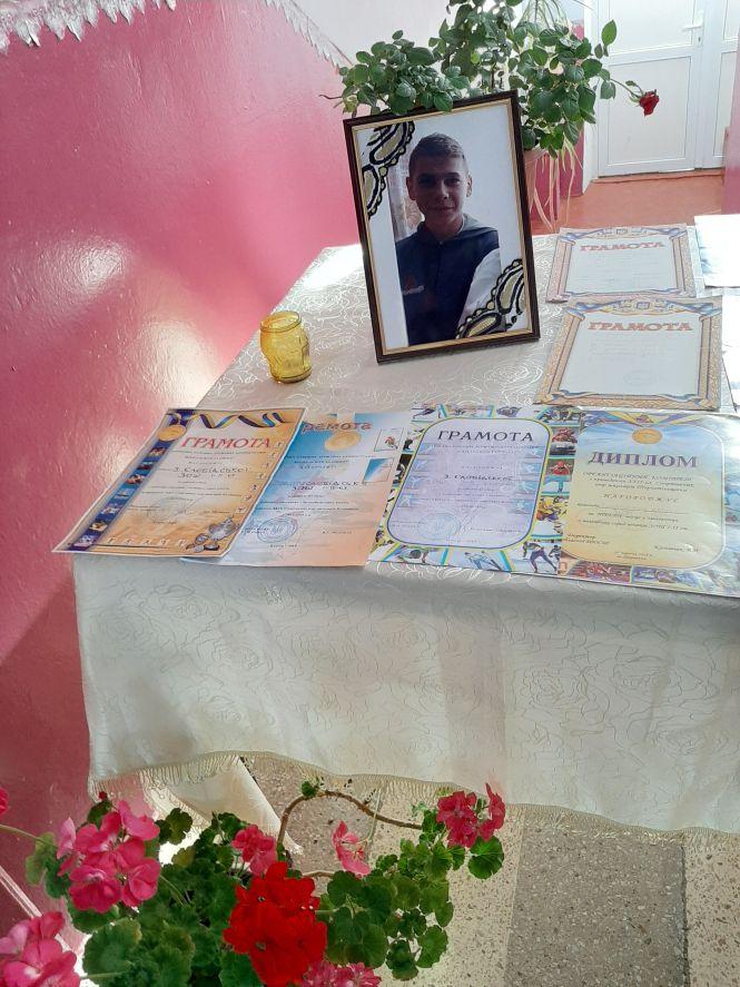 Чому досі розслідують справу щодо смерті 15-річного Віті Груб’яка, якого місяць шукали всім світом?, фото №3 на сайті 20minut.ua