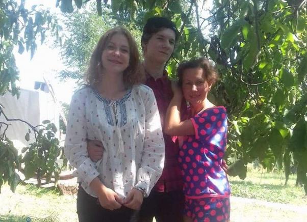 Новини Хмельницького - фото з “Машеньку немає у що одягнути”: хмельничанка Ірина та її троє дітей залишилися без даху над головою “Машеньку немає у що одягнути”: хмельничанка Ірина та її троє дітей залишилися без даху над головою, фото №1 на сайті vsim.ua