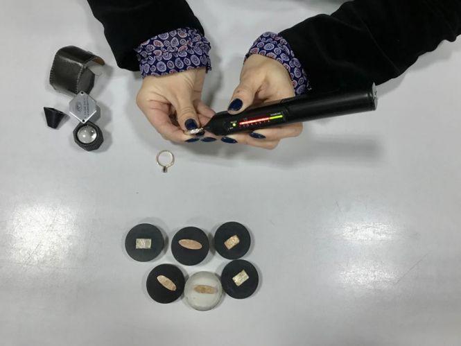 Про золото і діаманти: як відрізнити їх від підробки?, фото №4 на сайті 20minut.ua