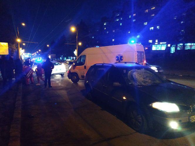 Новини Тернополя - фото з У Тернополі на пішохідному переході збили хлопця У Тернополі на пішохідному переході збили хлопця, фото №2 на сайті 20minut.ua