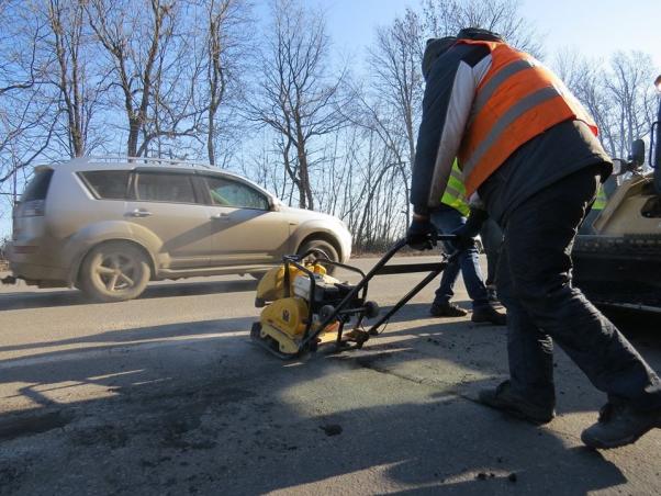 Новини Хмельницького - фото з На Хмельниччині ремонтують дороги за новою технологією (ФОТО) На Хмельниччині ремонтують дороги за новою технологією (ФОТО), фото №3 на сайті vsim.ua