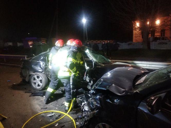 Моторошна ДТП біля Ксаверівки: Шкода врізалась у Mitsubishi. Є постраждалі, фото №2 на сайті 20minut.ua