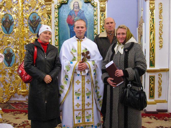 Новини Тернополя - фото з Церква в Instagram: як на Тернопільщині священник робить щоденну онлайн-трансляцію молитви Церква в Instagram: як на Тернопільщині священник робить щоденну онлайн-трансляцію молитви, фото №1 на сайті 20minut.ua