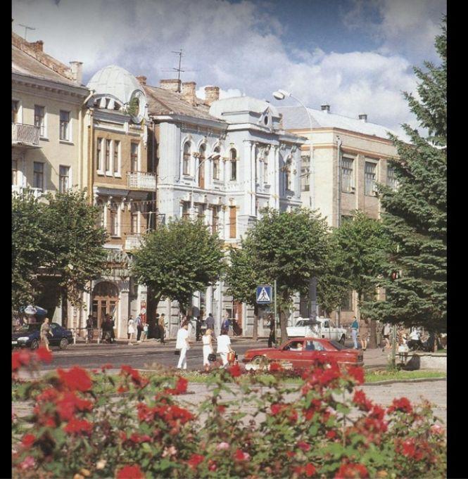 Новини Вінниці - фото з Вінниця потопає у зелені: підбірка фото міста 23 роки тому Вінниця потопає у зелені: підбірка фото міста 23 роки тому, фото №1 на сайті 20minut.ua