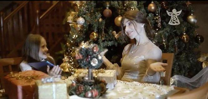 Новини Тернополя - фото з У бібліотеці-музеї "Літературне Тернопілля" показали три нових відеокліпи тернопільських митців У бібліотеці-музеї "Літературне Тернопілля" показали три нових відеокліпи тернопільських митців, фото №2 на сайті 20minut.ua