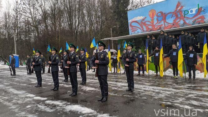 Нові тролейбуси, герої Крут та вакцинація чотирилапих: ТОП новини тижня у Хмельницькому, фото №3 на сайті vsim.ua