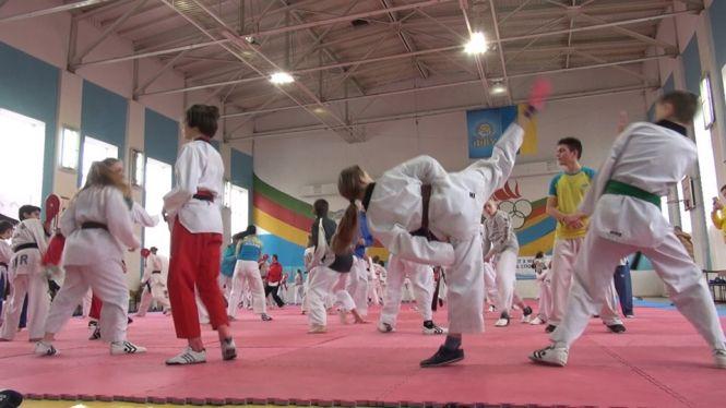 Представник Всесвітнього центру тхеквондо та збірної Південної Кореї поділився досвідом у Вінниці, фото №3 на сайті 20minut.ua