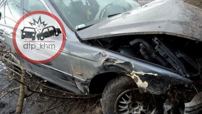 Новини Хмельницького - фото з Травматична ДТП: на Хмельниччині BMW лоб у лоб влетів у Chevrolet (ФОТО) Травматична ДТП: на Хмельниччині BMW лоб у лоб влетів у Chevrolet (ФОТО), фото №3 на сайті vsim.ua