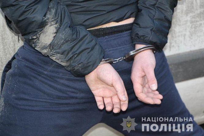 На Тернопільщині судитимуть двох братів-грузинів, обвинувачених у грабежі, фото №1 на сайті 20minut.ua