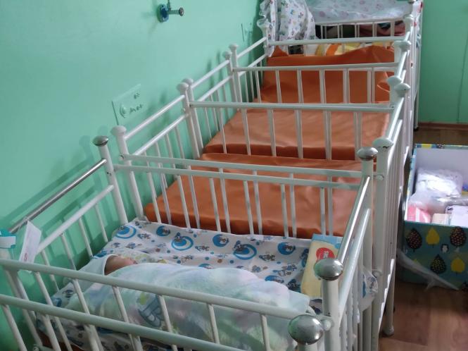 Новини Тернополя - фото з "Дуже гарна і спокійна дівчинка": у "Вікні життя" в Тернополі знайшли дитину, якій лише день "Дуже гарна і спокійна дівчинка": у "Вікні життя" в Тернополі знайшли дитину, якій лише день, фото №2 на сайті 20minut.ua