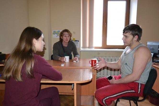 Новини Хмельницького - фото з Ряди хмельницьких “моржів” поповнилися: у босого Валентина з’явився друг у сандалях Ряди хмельницьких “моржів” поповнилися: у босого Валентина з’явився друг у сандалях, фото №1 на сайті vsim.ua