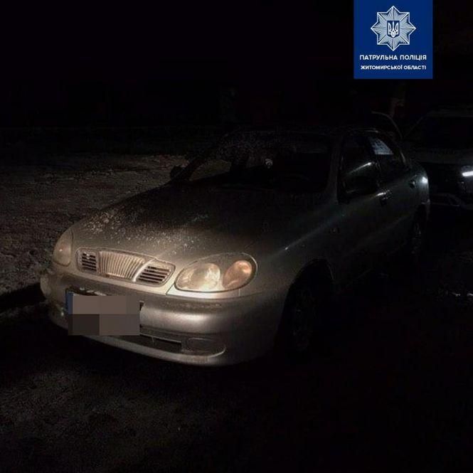 У Житомирі затримали чоловіка та дівчину, що пограбували авто в Троковичах, фото №1 на сайті 20minut.ua