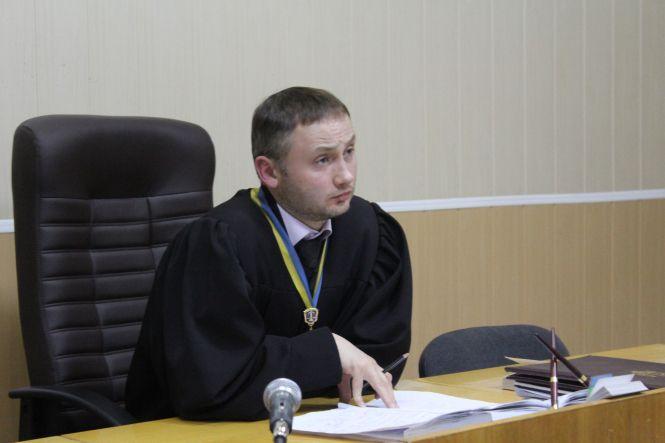 Новини Вінниці - фото з Суд над вінницьким живодером: на засіданні з’явились свідки Суд над вінницьким живодером: на засіданні з’явились свідки, фото №1 на сайті 20minut.ua