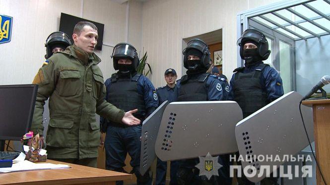 У Вінниці пройшли навчання конвоїрів. Показали, як це було, фото №2 на сайті 20minut.ua