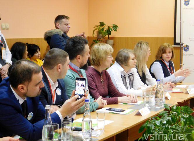 “У вчителя має бути цікава сторінка в Instagram”: у Хмельницькому розповіли про нові освітні тренди, фото №3 на сайті vsim.ua