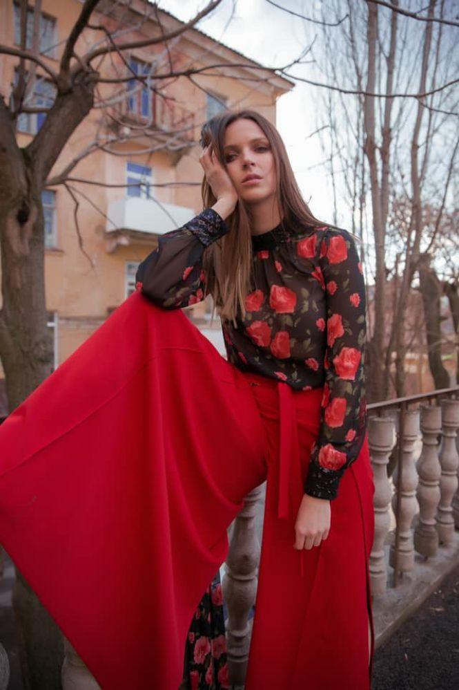 Квіти без приводу, а любов — без сумніву. Вінницькі зірки розповіли про День закоханих, фото №6 на сайті 20minut.ua