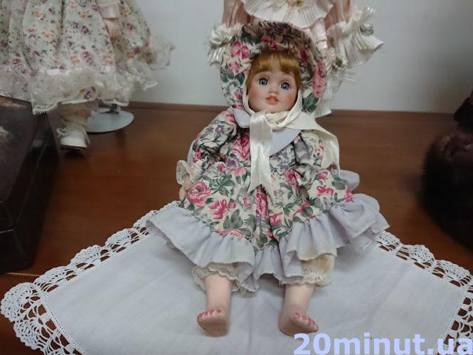 Новини Тернополя - фото з У колекції тернополянки Ольги Гондз понад 200 ляльок з усього світу (ФОТО) У колекції тернополянки Ольги Гондз понад 200 ляльок з усього світу (ФОТО), фото №2 на сайті 20minut.ua