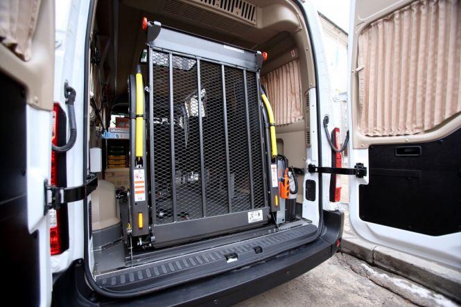 Новини Тернополя - фото з Показали, як виглядає придбаний автомобіль для дітей з особливими потребами Показали, як виглядає придбаний автомобіль для дітей з особливими потребами, фото №1 на сайті 20minut.ua