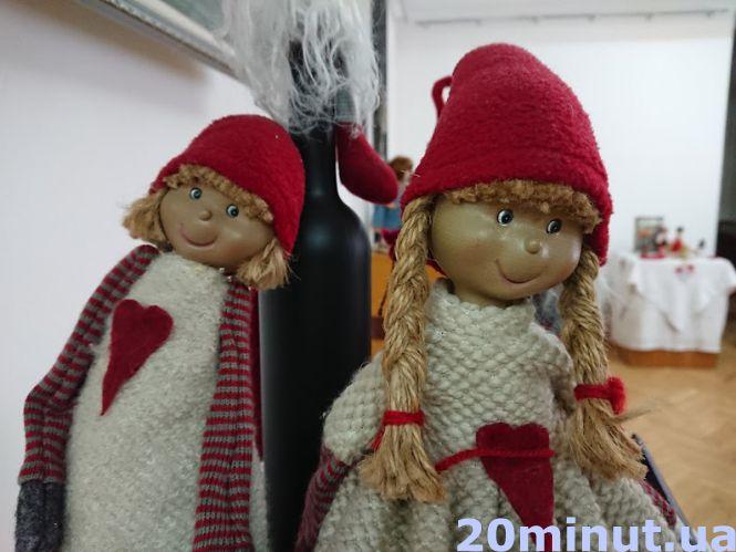 Новини Тернополя - фото з У колекції тернополянки Ольги Гондз понад 200 ляльок з усього світу (ФОТО) У колекції тернополянки Ольги Гондз понад 200 ляльок з усього світу (ФОТО), фото №3 на сайті 20minut.ua