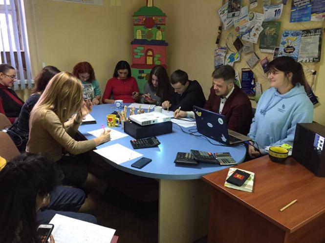 Восьмеро талановитих діток отримали стипендію від «ТІК», фото №1 на сайті 20minut.ua