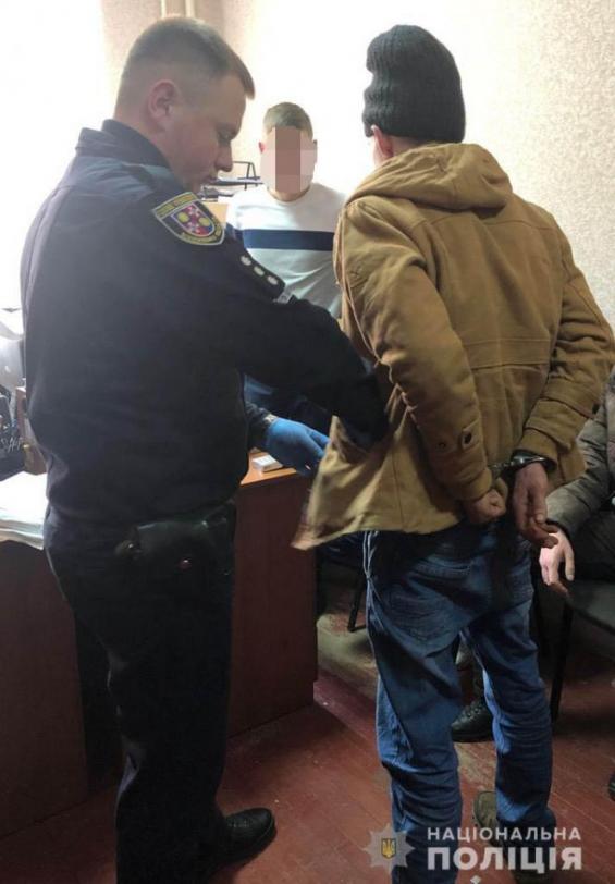 Вбивство на Вишеньці: сусід забив вінничанина, а п’яна жінка нічого не чула, фото №1 на сайті 20minut.ua