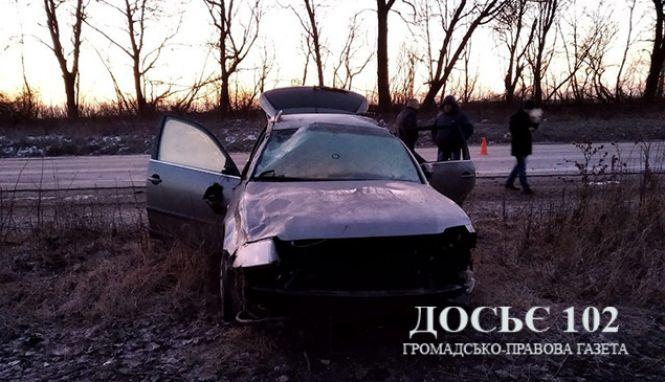 Новини Тернополя - фото з Врізався в дерево: водій з численними травмами потрапив в реанімацію Врізався в дерево: водій з численними травмами потрапив в реанімацію, фото №1 на сайті 20minut.ua