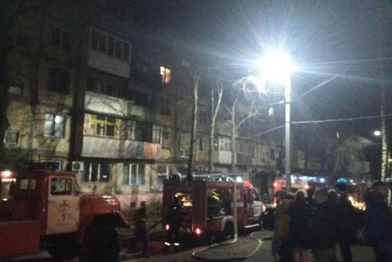 Новини Вінниці - фото з Важливе за вчора. Найцікавіші новини 17 лютого, які ви могли пропустити Смертельна пожежа на Вишеньці: 20 рятувальників гасили квартиру