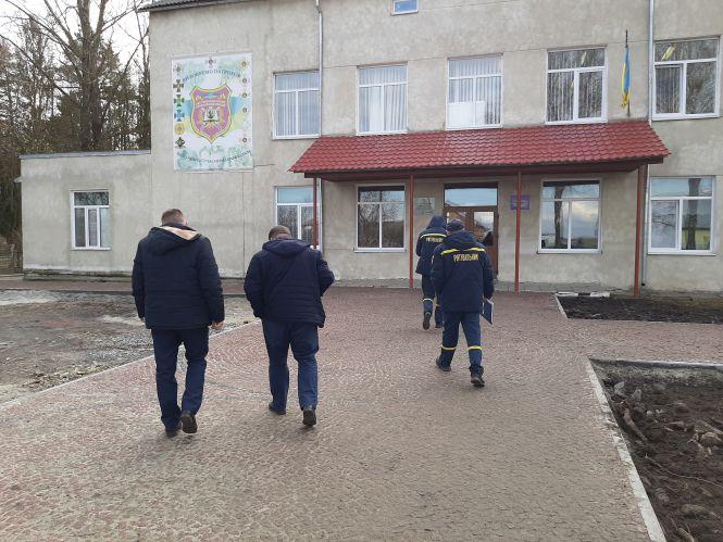 Новини Тернополя - фото з Масове отруєння дітей на Збаражчині: як почуваються юні пацієнти