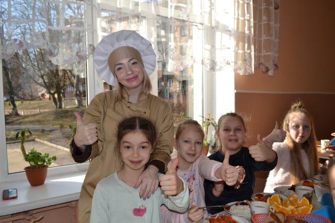 Як і за скільки харчуються школярі й дошкільнята в Хмельницькому, фото №2 на сайті vsim.ua