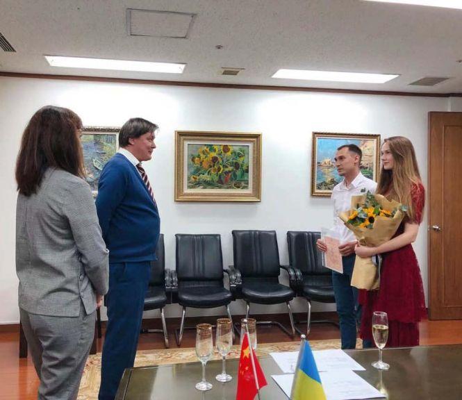 Вінницька пара з Китаю: «Ми зіграли весілля за тиждень до початку карантину», фото №2 на сайті 20minut.ua