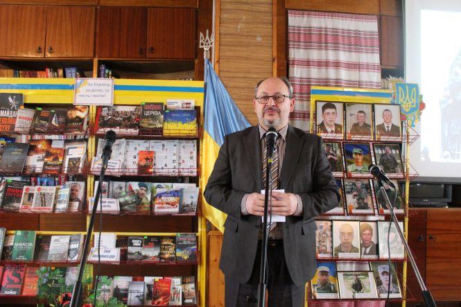 Новини Козятина - фото з Ніхто не забутий, ніщо не забуте: Вшанували пам’ять героїв Небесної сотні Ніхто не забутий, ніщо не забуте: Вшанували пам’ять героїв Небесної сотні, фото №7 на сайті 20minut.ua