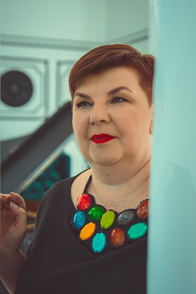 Новини Хмельницького - фото з “На уроці прошу дістати телефони”: вчителька з Хмельницького розповіла, як стала кращою в області “На уроці прошу дістати телефони”: вчителька з Хмельницького розповіла, як стала кращою в області, фото №1 на сайті vsim.ua