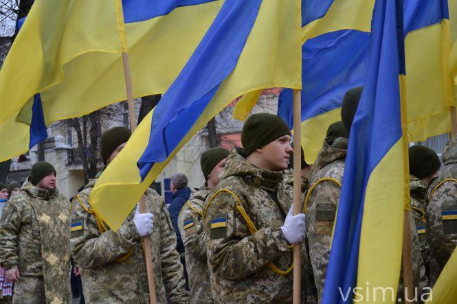 Кількатисячна колона пройшла вулицями Хмельницького (ФОТО, ВІДЕО), фото №3 на сайті vsim.ua