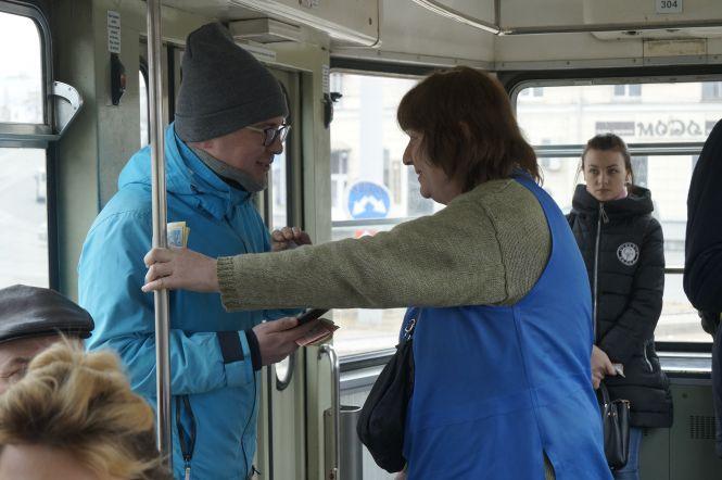 Новини Вінниці - фото з Е-квиток у Вінниці. Для чого водії вимикають валідатори Е-квиток у Вінниці. Для чого водії вимикають валідатори, фото №3 на сайті 20minut.ua