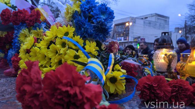 Кількатисячна колона пройшла вулицями Хмельницького (ФОТО, ВІДЕО), фото №19 на сайті vsim.ua