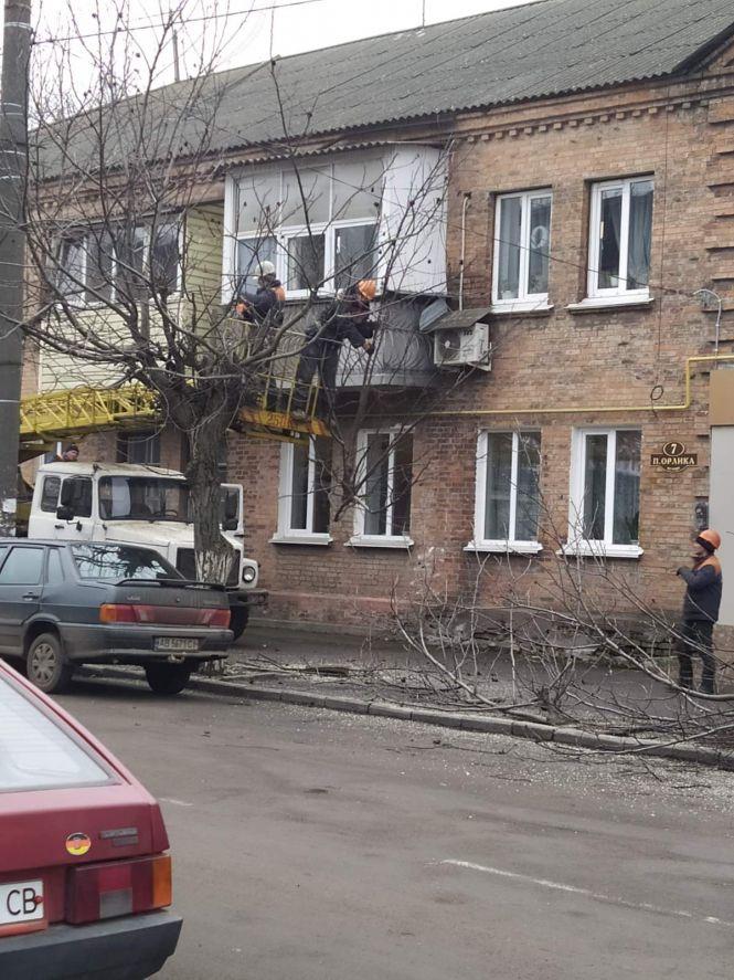 Новини Козятина - фото з Фото дня: у Козятині підчищають дерева Фото дня: у Козятині підчищають дерева, фото №3 на сайті 20minut.ua