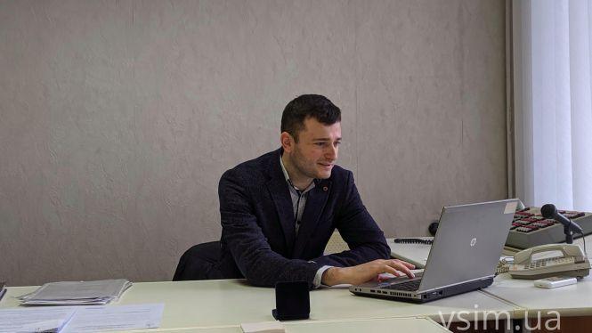 Новини Хмельницького - фото з Від “базару-вокзалу” до власної компанії: інтерв’ю з новим директором міської лікарні Від “базару-вокзалу” до власної компанії: інтерв’ю з новим директором міської лікарні, фото №6 на сайті vsim.ua