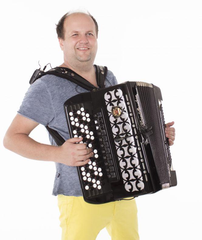 «На Масляну головне – слухатися жінок!» Віктор Бронюк – про секрети подільських шкварок і українських традицій, фото №3 на сайті 20minut.ua