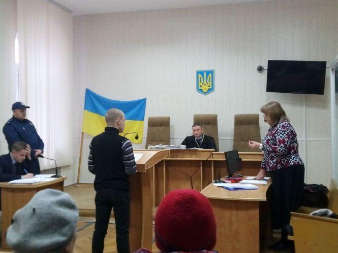 Новини Вінниці - фото з «Я не наносив ударів собаці»: допитали обвинуваченого у вбивстві Бімки Юрія Маркіна «Я не наносив ударів собаці»: допитали обвинуваченого у вбивстві Бімки Юрія Маркіна, фото №3 на сайті 20minut.ua