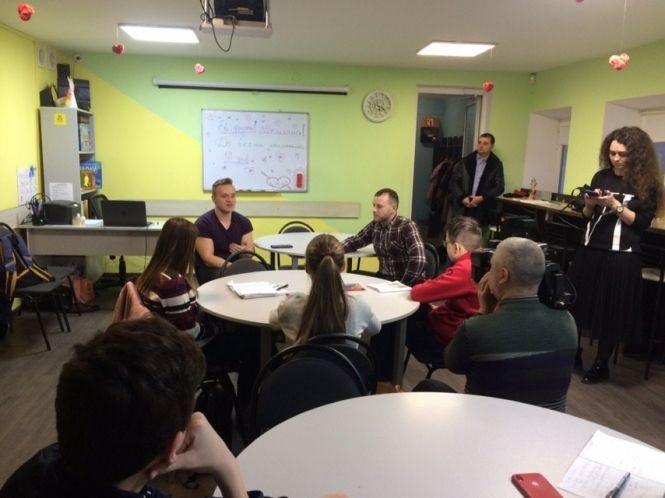 Новини Вінниці - фото з Які мови у Вінниці можна вивчити безкоштовно. Зібрали контакти клубів та курсів Які мови у Вінниці можна вивчити безкоштовно. Зібрали контакти клубів та курсів, фото №1 на сайті 20minut.ua