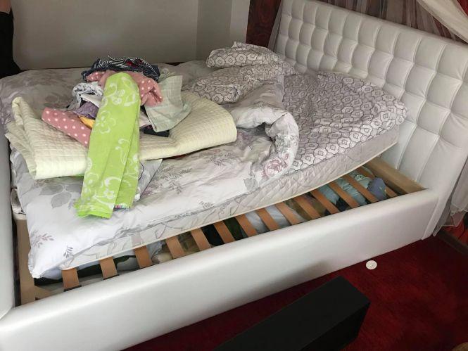 Новини Тернополя - фото з Обікрали квартиру волонтерки Христини Феціци: винесли гроші для діток з Петриківського інтернату Обікрали квартиру волонтерки Христини Феціци: винесли гроші для діток з Петриківського інтернату, фото №2 на сайті 20minut.ua