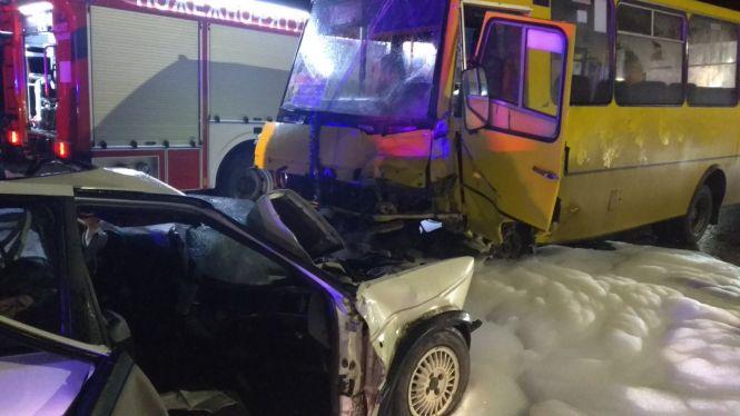 Новини Тернополя - фото з В аварії на Львівщині загинув водій легківки з тернопільськими номерами В аварії на Львівщині загинув водій легківки з тернопільськими номерами, фото №1 на сайті 20minut.ua