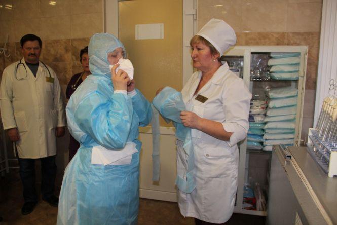 Новини Вінниці - фото з П'ять боксів «для холери» і 10 тестів. Пресі показали готовність Вінниці до коронавірусу П'ять боксів «для холери» і 10 тестів. Пресі показали готовність Вінниці до коронавірусу, фото №4 на сайті 20minut.ua