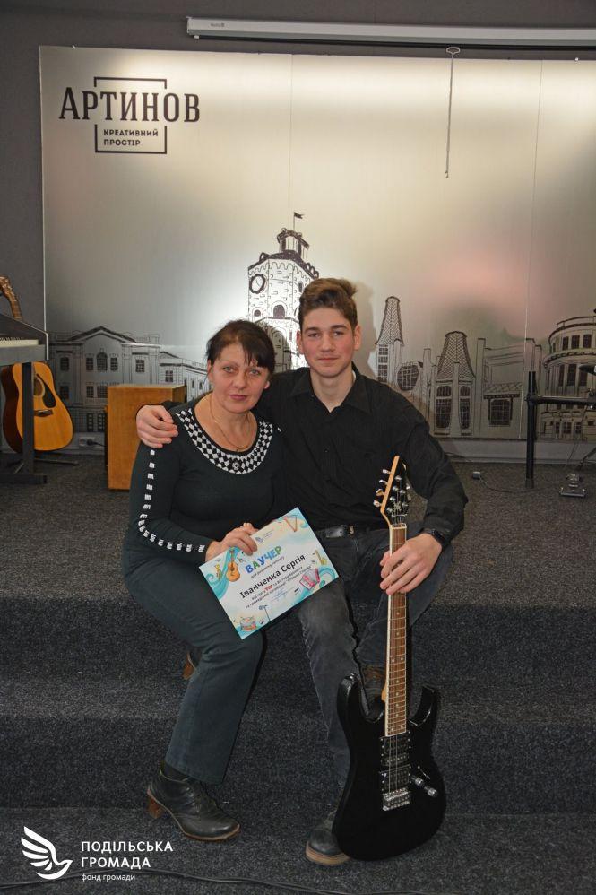 Далі навчатися музиці, що допомогла пережити війну. Історії дітей, які здобули стипендії гурту «ТІК», фото №9 на сайті 20minut.ua